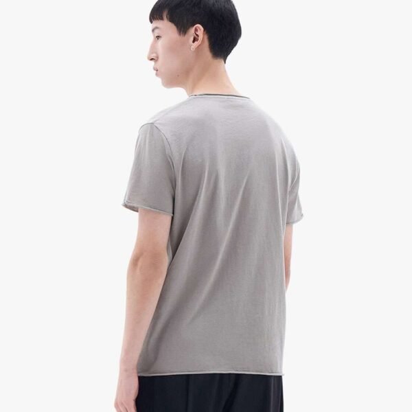 03_4 Quality designer T-shirts